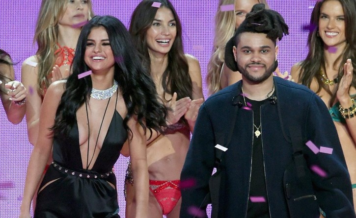 591000517bb00027-2015-victo